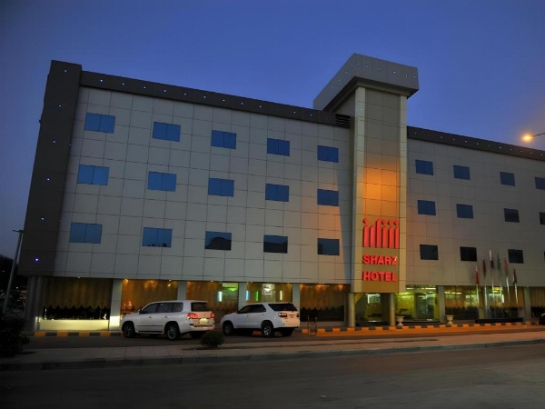 Sharz Hotel image 1